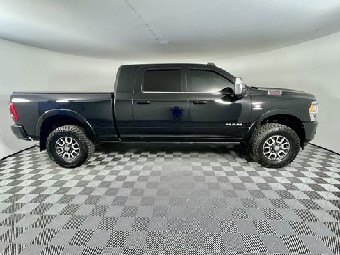 Used 2024 RAM 3500 Limited w/ Towing Technology Group image 7