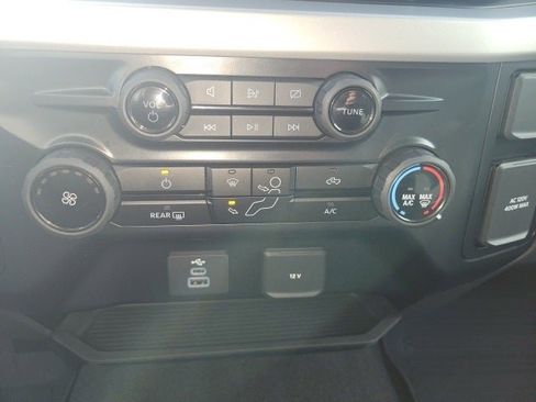 Used 2024 Ford F350 XLT image 21