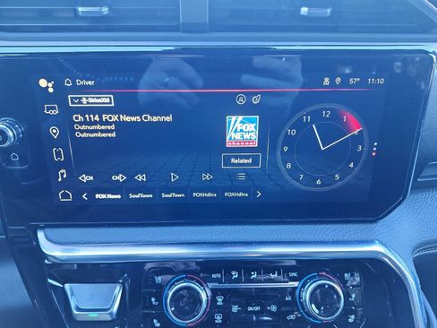 Used 2024 GMC Sierra 3500 Denali w/ Denali Reserve Package image 19