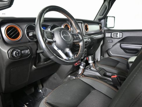 Used 2021 Jeep Gladiator Mojave image 23