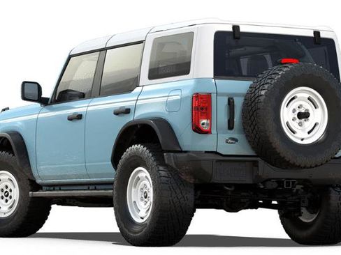 New 2025 Ford Bronco Heritage Edition image 3
