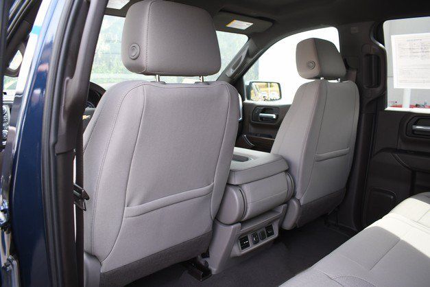 Used 2021 Chevrolet Silverado 1500 LT w/ Z71 Off-Road Package AWD/4WD image 21