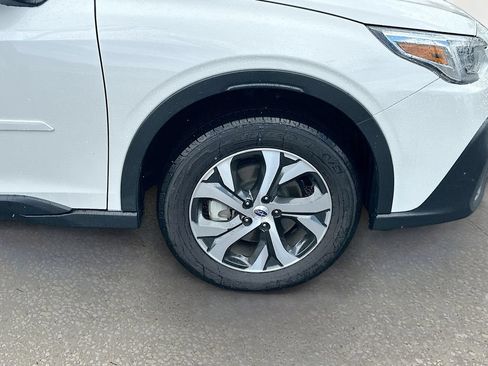 Used 2021 Subaru Outback Limited AWD/4WD image 29