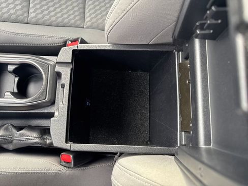 Used 2023 Toyota Tacoma SR w/ SR Convenience Package image 22