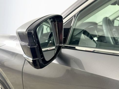 Used 2024 Acura MDX FWD w/ Technology Package image 39