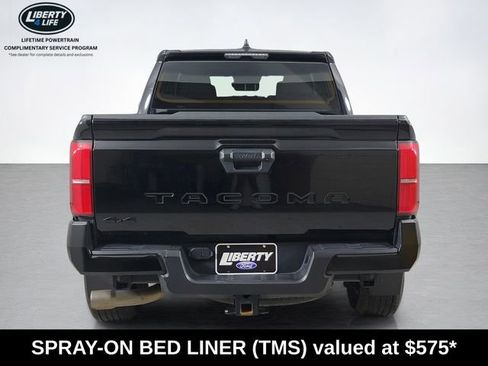 Used 2024 Toyota Tacoma TRD Sport AWD/4WD image 4