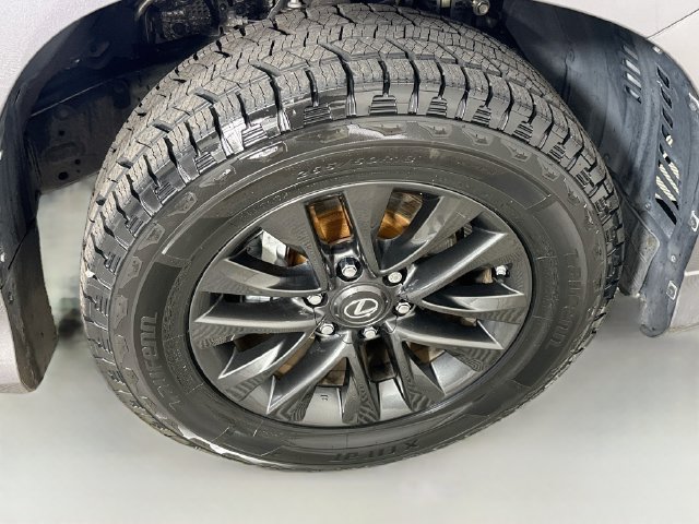 Used 2020 Lexus GX 460 Premium w/ Premium Package AWD/4WD image 31