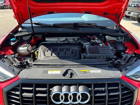 Used 2022 Audi Q3 2.0T Premium Plus w/ Premium Plus Package AWD/4WD image 9