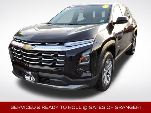 Used 2025 Chevrolet Equinox LT AWD/4WD image 4