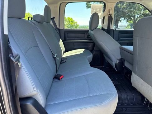 Used 2016 RAM 1500 Express AWD/4WD image 11