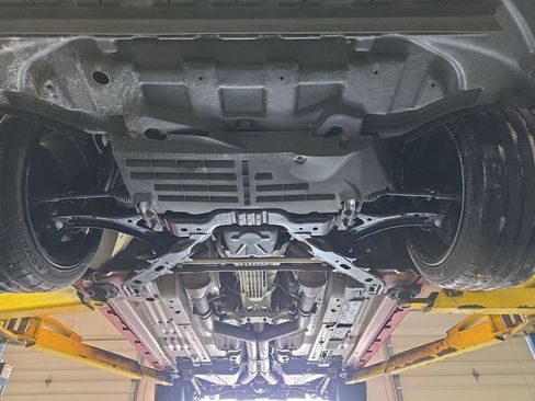 Used 2013 Ford Mustang GT w/ GT Track Pkg image 38