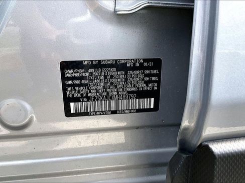 Used 2021 Subaru Forester Premium AWD/4WD image 36