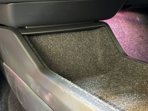 Certified 2025 Cadillac Optiq Luxury 1 image 35