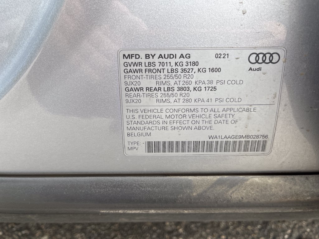Used 2021 Audi e-tron Premium Plus w/ Premium Plus Package AWD/4WD image 6