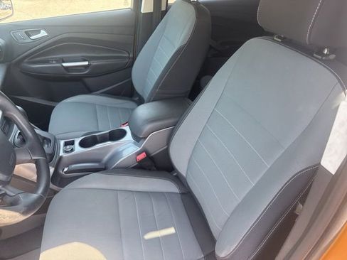 Used 2016 Ford Escape SE w/ Equipment Group 201A FWD image 22