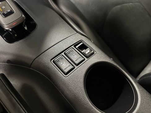 Used 2025 Nissan Z Performance w/ Floor Mat Package image 31