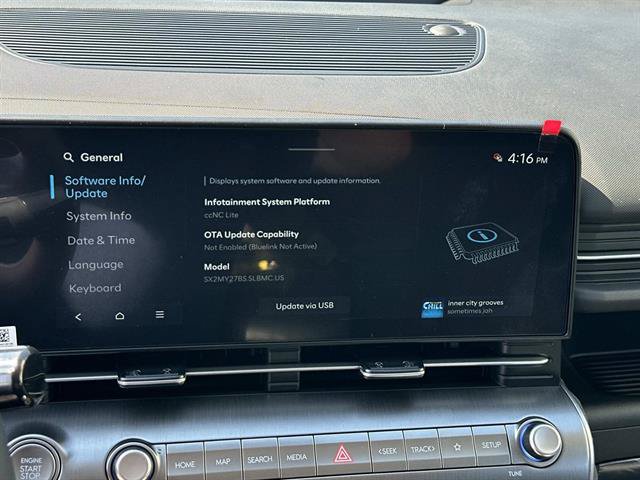 New 2027 Hyundai Kona SE FWD image 13