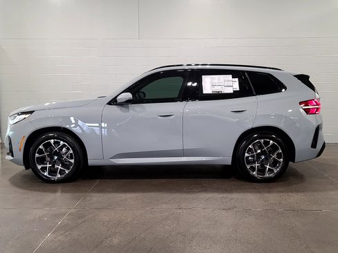 Used 2026 BMW X3 xDrive30i w/ M Sport Package AWD/4WD image 5