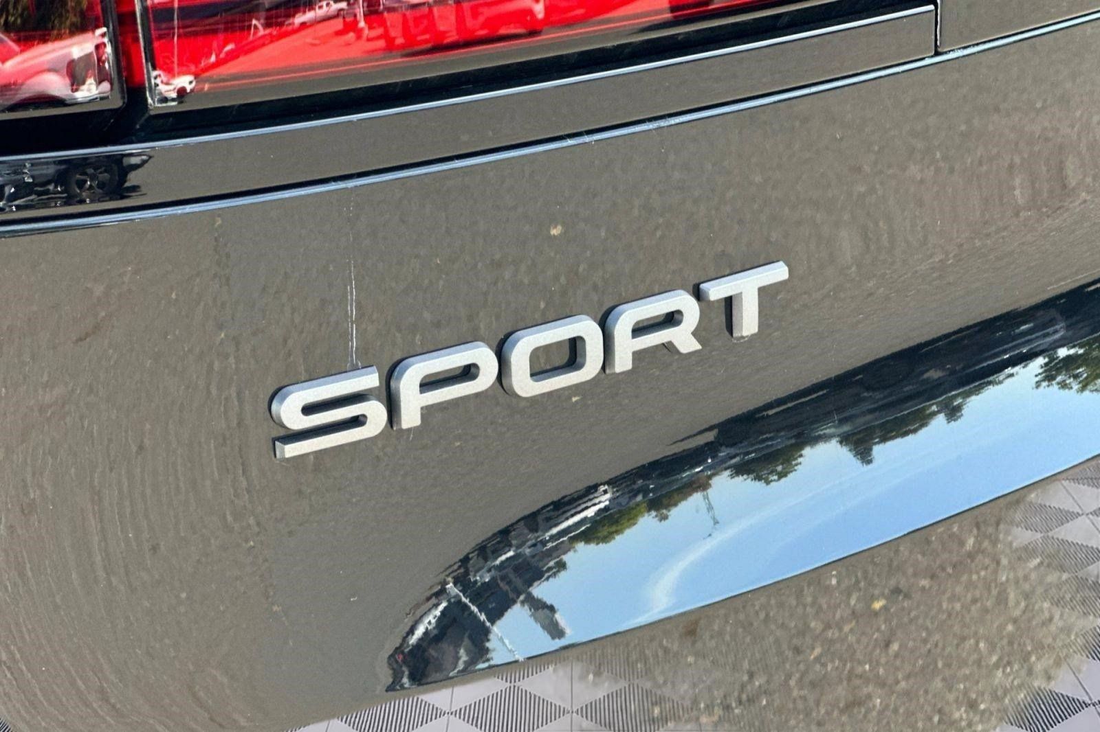 New 2026 Land Rover Range Rover Sport SE AWD/4WD image 24
