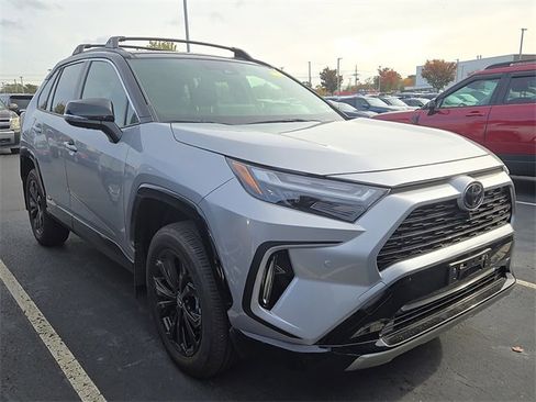 Used 2025 Toyota RAV4 XSE image 2