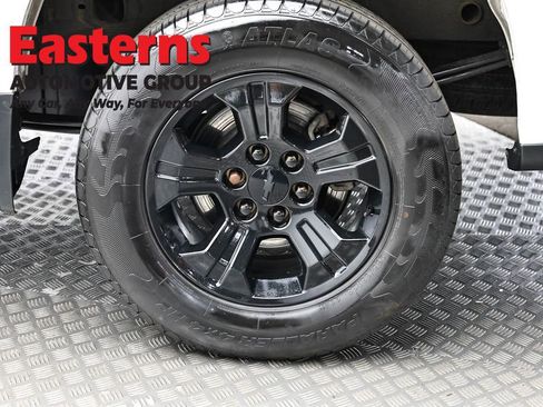 Used 2023 Chevrolet Silverado 1500 W/T w/ WT Value Package image 8