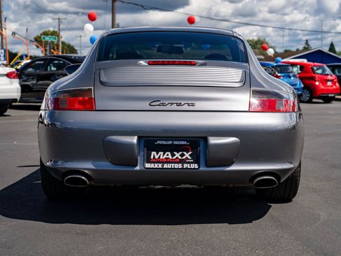 Used 2003 Porsche 911 Carrera RWD image 10