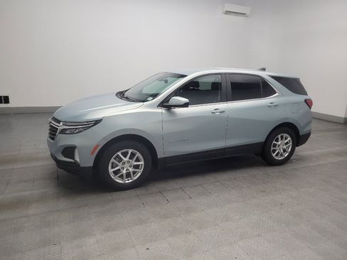 Used 2022 Chevrolet Equinox LT FWD image 2