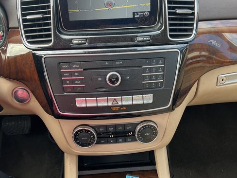 Used 2019 Mercedes-Benz GLS 450 4MATIC image 14