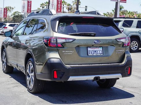 Used 2021 Subaru Outback Touring XT AWD/4WD image 4