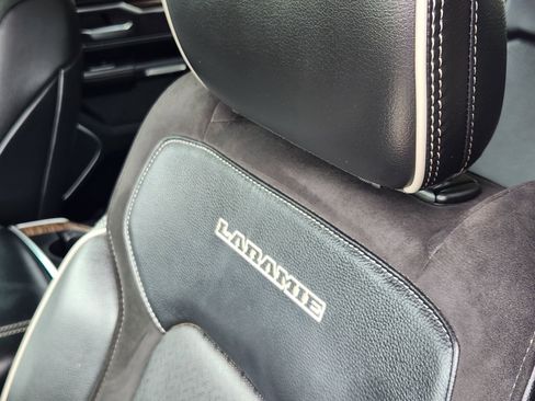 Used 2019 RAM 1500 Laramie RWD image 15
