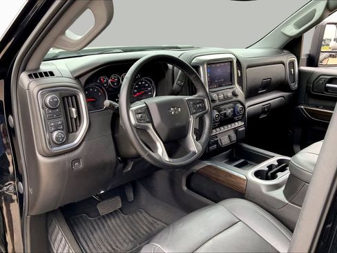 Used 2023 Chevrolet Silverado 2500 LT w/ Midnight Edition AWD/4WD image 16