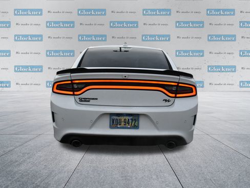 Used 2022 Dodge Charger R/T w/ Blacktop Package image 7