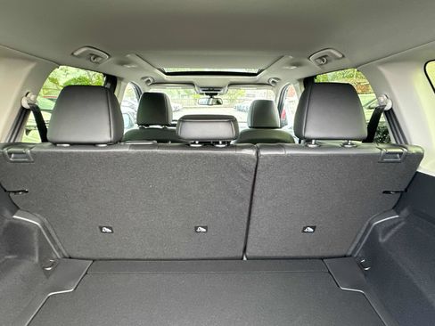 New 2026 Nissan Rogue Platinum w/ Platinum Premium Package AWD/4WD image 15
