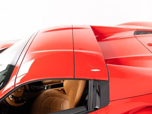 Certified 2019 Ferrari 488 Spider RWD image 37