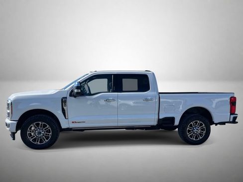 Used 2024 Ford F250 Platinum AWD/4WD image 6