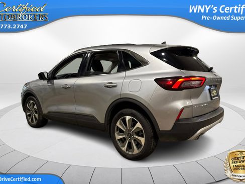 Used 2023 Ford Escape Platinum AWD/4WD image 8
