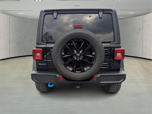 Used 2023 Jeep Wrangler Sahara image 4