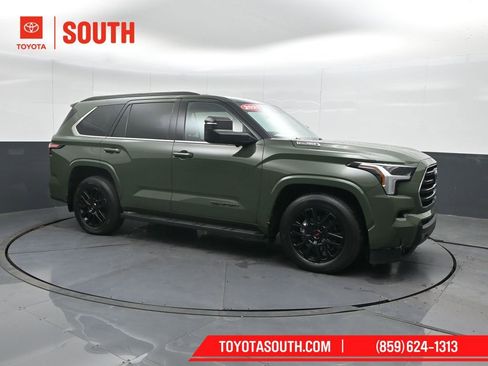 Used 2023 Toyota Sequoia SR5 w/ SR5 Premium Package image 1