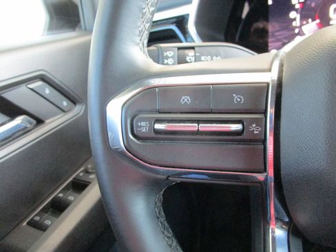 Used 2023 GMC Canyon Elevation w/ Elevation Premium Package AWD/4WD image 39