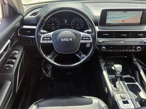 Used 2022 Kia Telluride S FWD image 13