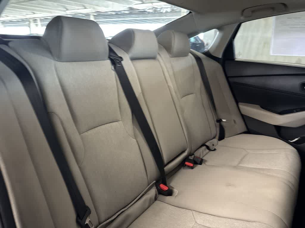 Used 2025 Honda Accord SE image 25