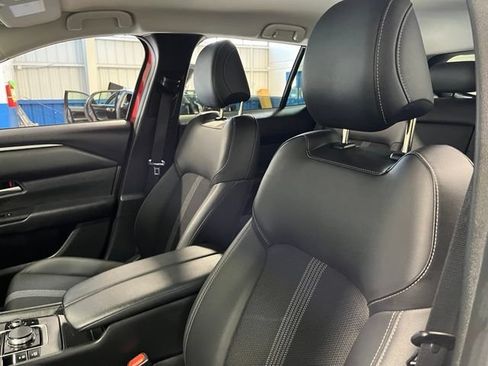 Used 2025 MAZDA CX-50 AWD 2.5 S w/ Preferred Package image 24