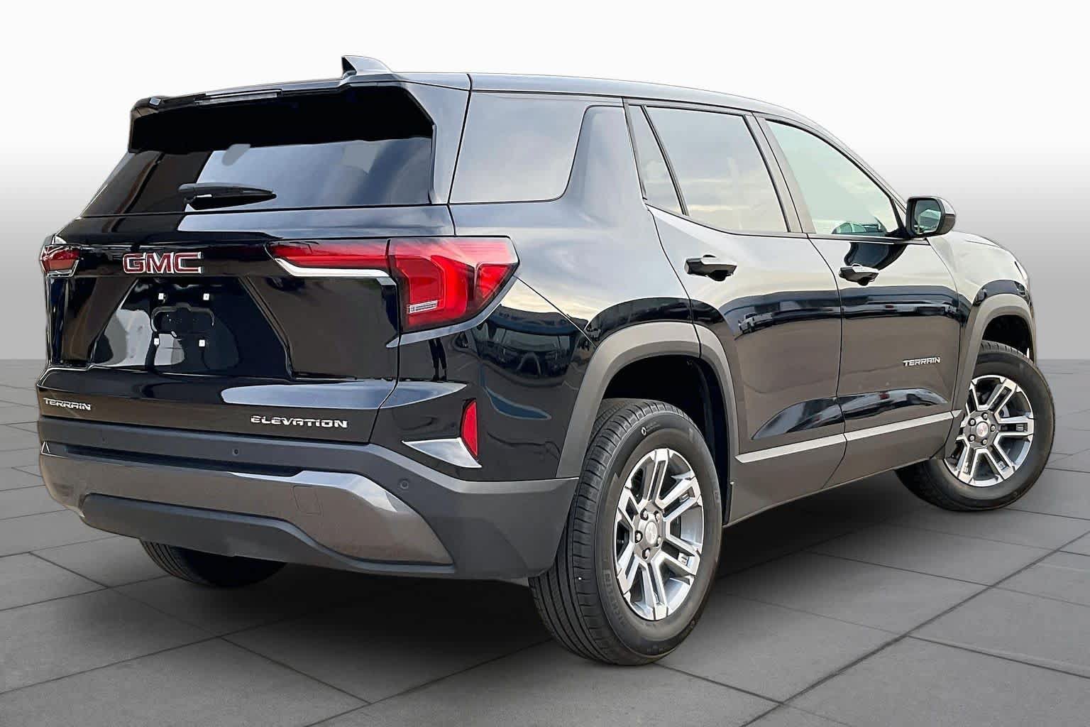 Used 2026 GMC Terrain Elevation FWD image 14