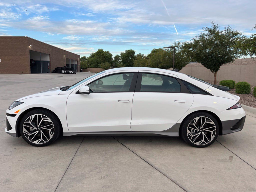 Used 2023 Hyundai Ioniq 6 Limited RWD image 10
