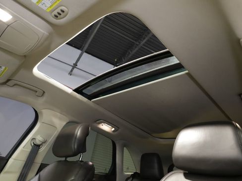 Used 2017 Lincoln MKC Reserve image 26