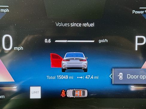 Used 2025 BMW 330i xDrive Sedan w/ Convenience Package image 19