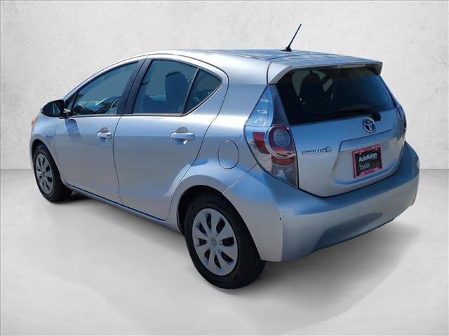 Used 2014 Toyota Prius C One FWD image 8