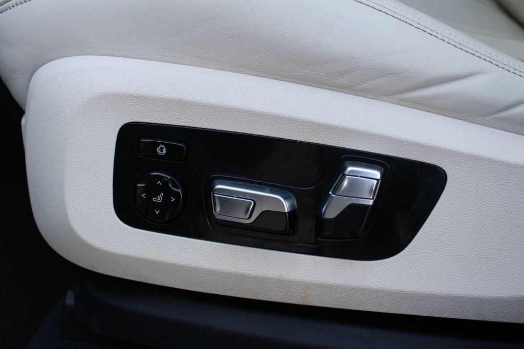 Used 2021 BMW X5 M w/ Competition Package AWD/4WD image 19