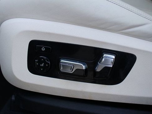 Used 2021 BMW X5 M w/ Competition Package AWD/4WD image 19