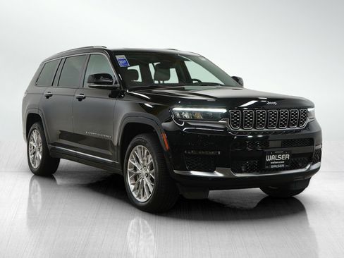 Used 2021 Jeep Grand Cherokee L Summit w/ Advanced Protech Group IV image 7